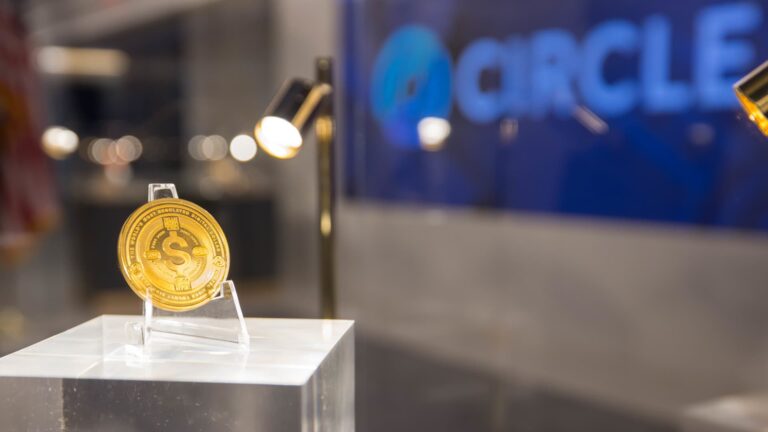 Circle shares fall after stablecoin issuer says it will offer 10 million shares