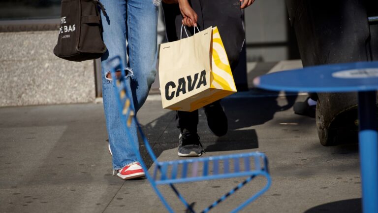 Cava, Chipotle, Sweetgreen report slower sales